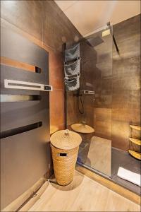 LE COCON DE JAURÈS entre Gare Croisette et Palais