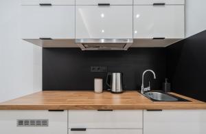 A13 - Deluxe City-Centre Apartments Budapest by BQA