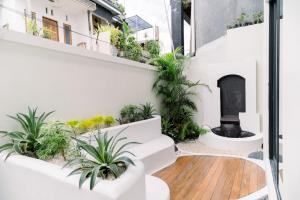 Tropical Modern Studio Loft