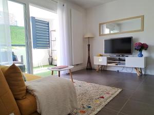 Appartements T2 Acotzeta classe 3 etoiles Saint Jean de Luz quartier Acotz pres des plages : photos des chambres