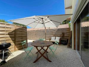 Maisons de vacances Gite de Lourme : Maison 1 Chambre