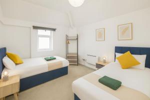 Space For Groups, 10 mins from centre with parking!