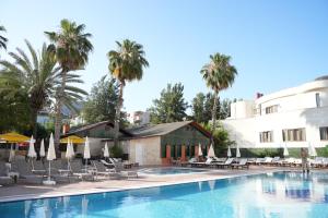 Ada Newday Resort Hotel