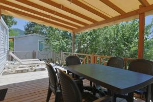 Campings Camping RCN Les Collines de Castellane : photos des chambres