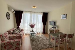 Sea Fort Club & Grand Resort