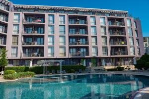 Menada - Rainbow 3 - Modern Apartment