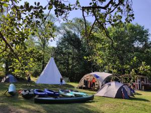 Tipi Camp für Gruppen direkt am See, an der Mecklenburger Seenplatte