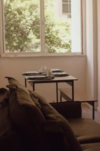 Ano Novo em Copacabana - Ape Tim Charmoso a 1 Quarteirão da Praia