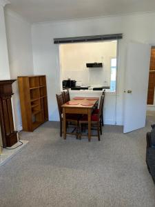 Apartment 4, Llewelyn Avenue