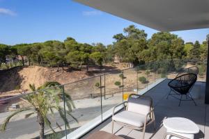 GINVA - Luxury Beachfront Apartment