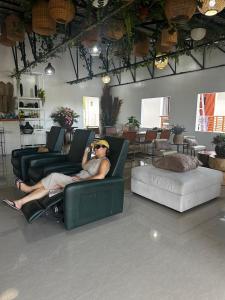 Lush and Lake Campbeach Resort