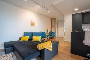 Golden Nest Madeira by LovelyStay