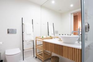 Golden Nest Madeira by LovelyStay