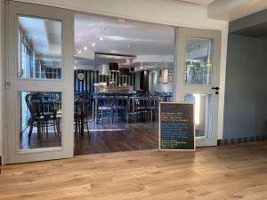 Hotels Brit Hotel Baillet-en-France : photos des chambres