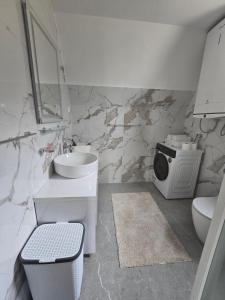 Apartments CENTER OF THE WORLD