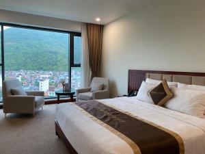 YEN BIEN LUXURY HOTEL