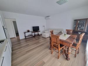 Vipava Valley Stay - Apartment Miki - With Patio, Parking & Pets OK 