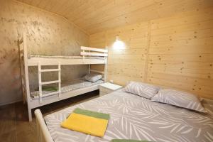 Šebov Konak Uvac Zlatar