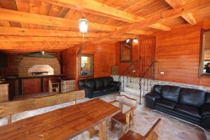 Šebov Konak Uvac Zlatar