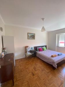 Quarto perto de Expor 1 Moscavide