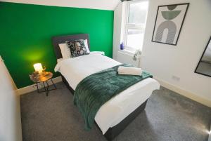 The Tenstay -Spacious 5BR Home Close To All