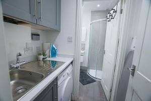 The Tenstay -Stylish 5BR Home Close To All