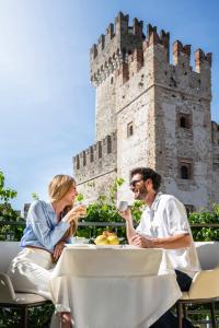 Syrmioncello - Castle Lounge img30