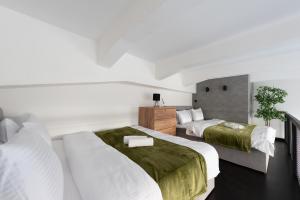 2-room Apartments I 2-level I Křižikova Metro I Karlin