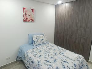 Apartamento amoblado, Edificio Avanzzare T2-603