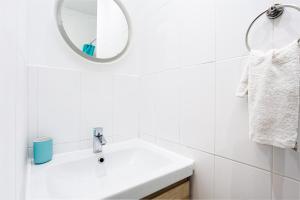 Charming Room Center of Paris