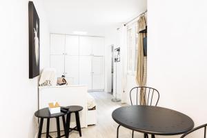 Charming Room Center of Paris