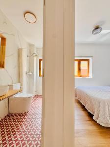 Placeta Serna El Capricho