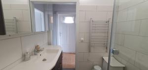 Victorias Apartment 4