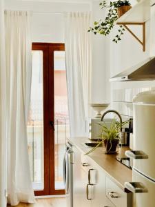 Placeta Serna El Capricho