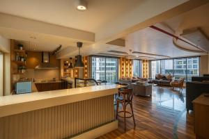 Elite Served Apartments Al Cornich