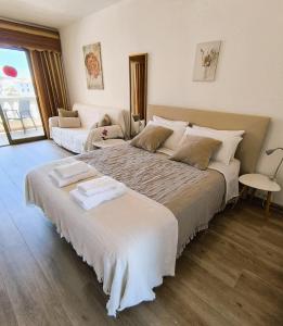 Lulys Home at Castle Harbour