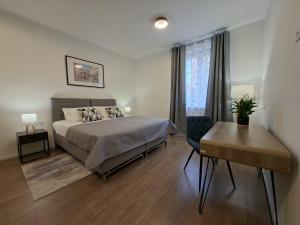 green apartment - New