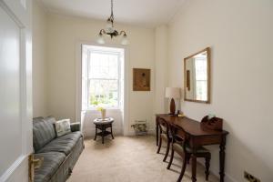 Elegant Town house in Edinburgh