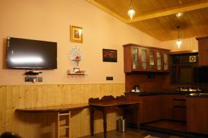 Nook 1BR close to Mall Road and Naini Lake