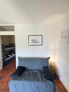 Studio dans résidence, piscine lagon, tennis et aire de jeux