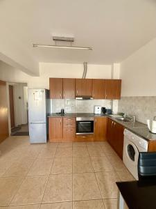 One bedroom apartment at diana gardens