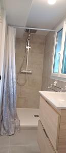 Appartements Gite les Rosiers : photos des chambres