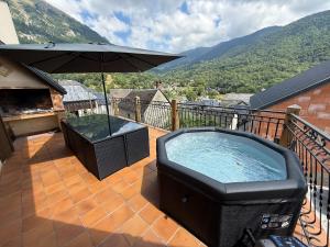 Villas Gite boutx avec Jacuzzi 12 personnes 5 LITS DOUBLES ET 1 CANAPE LIT : photos des chambres