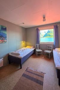 Lydersen Rorbuer Budget Hostel & Private Apartments