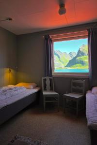 Lydersen Rorbuer Budget Hostel & Private Apartments