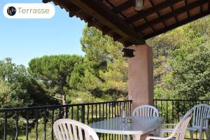 Maisons de vacances Pierres du Sud, dans les collines pres des lacs : photos des chambres