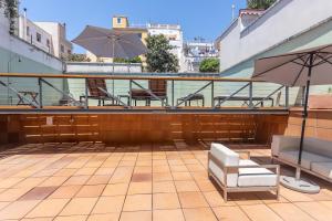 My Space Emirates - Bright Apartment in Gracia with shared Pool