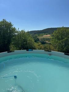 Villas MAISON Drome Provencale avec vue acces PMR et piscine hors sol : photos des chambres