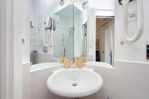 CasAchille Mini Studio