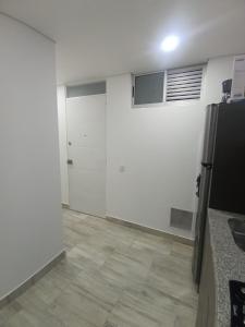 Apartaestudio amoblado, Edificio Avanzzare T2-501